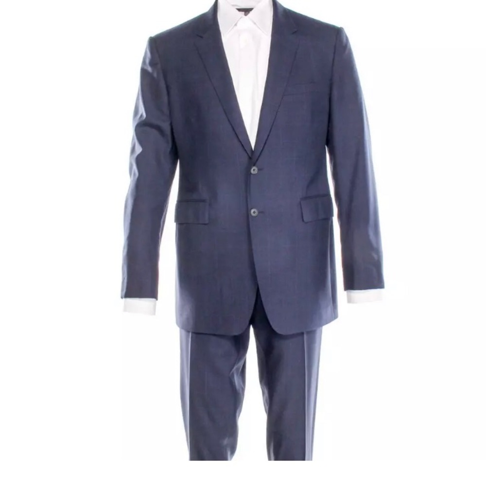 Men’s Burberry suit